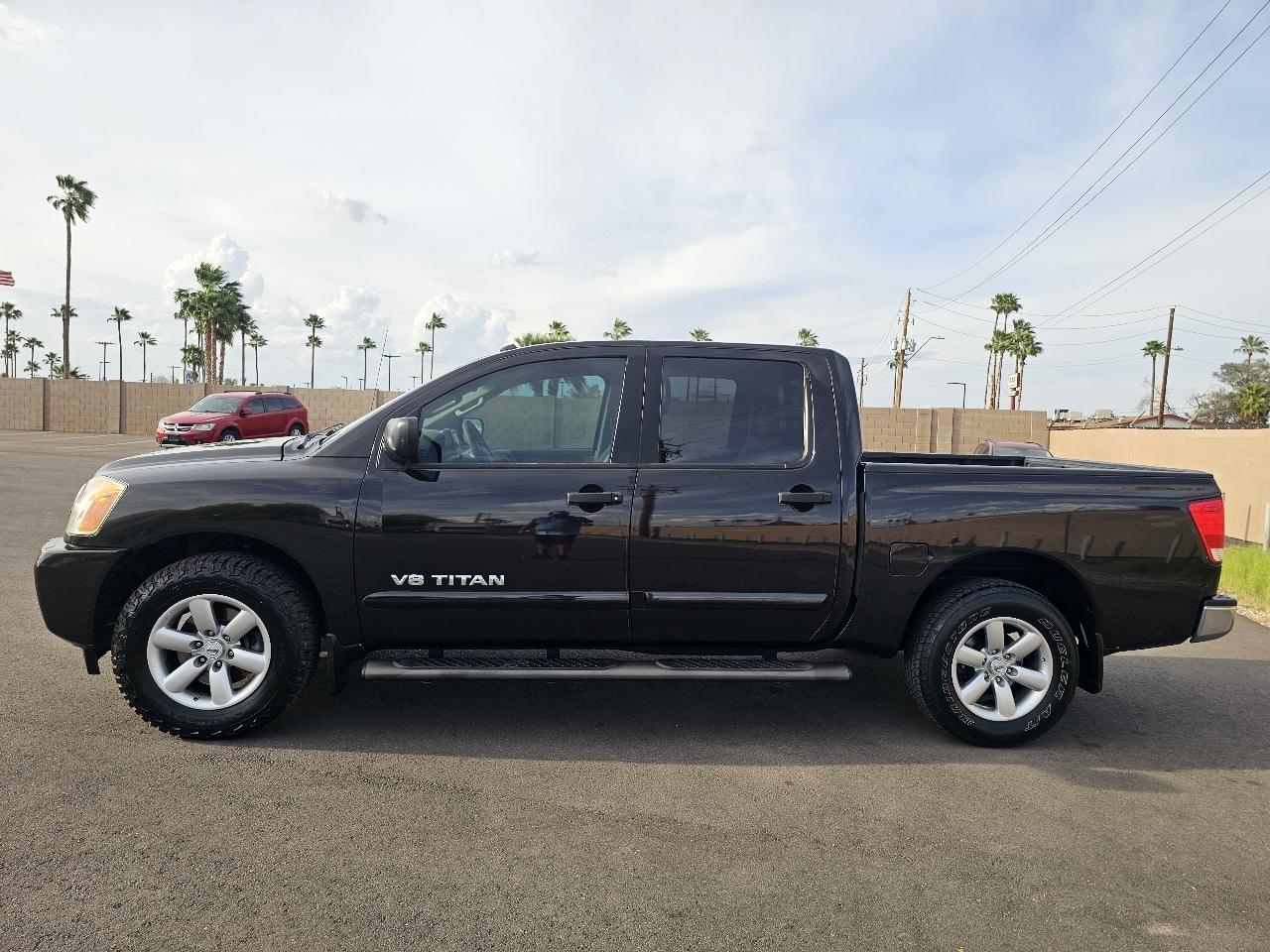 Nissan Titan SV Crew Cab 2WD 2014