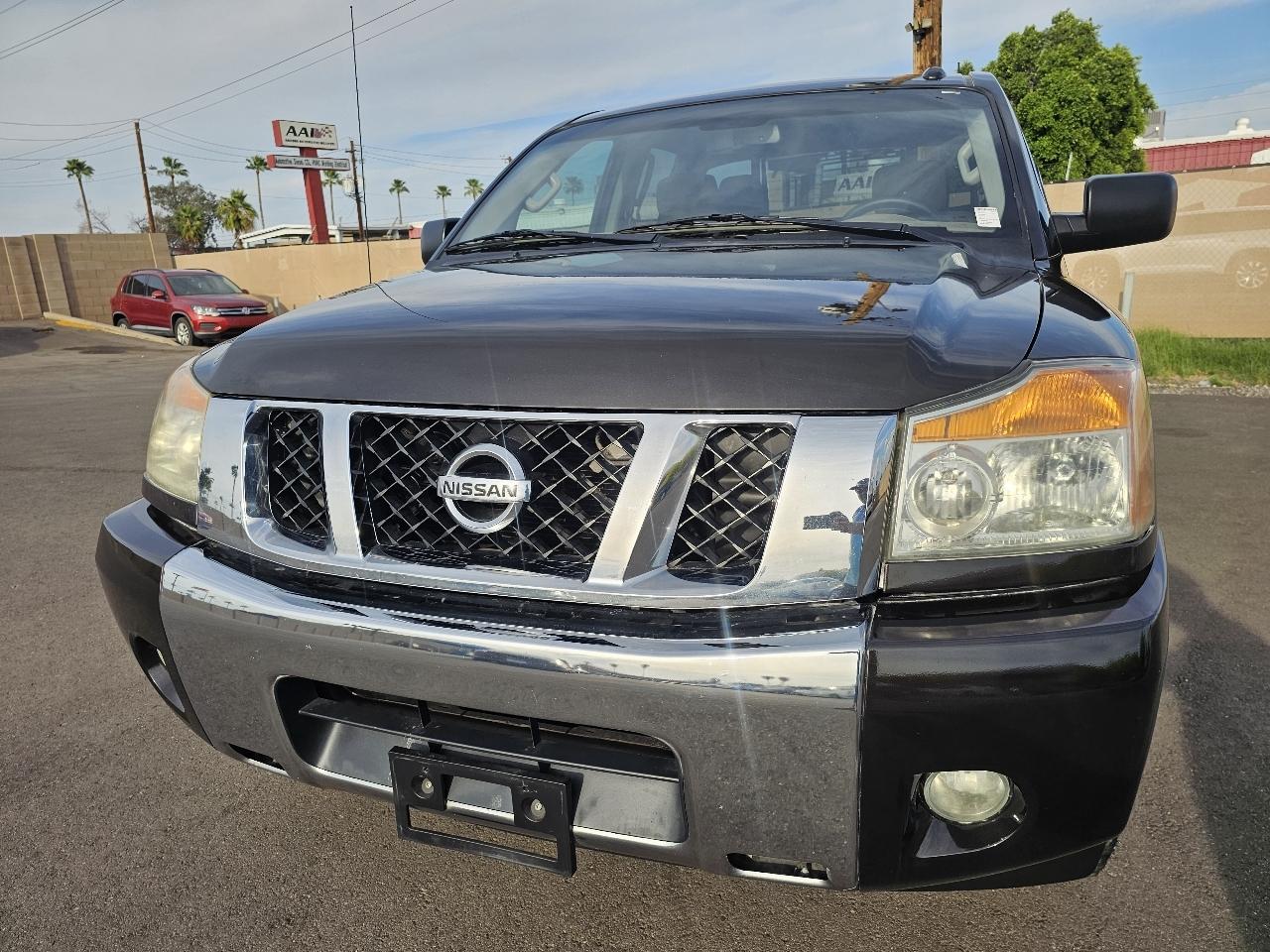 Nissan Titan SV Crew Cab 2WD 2014