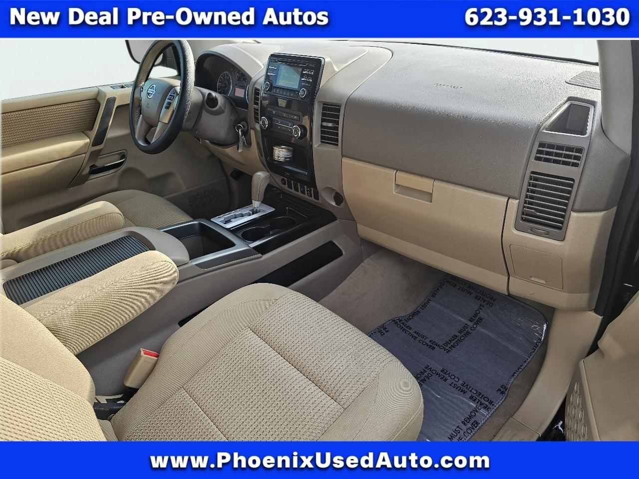 Nissan Titan SV Crew Cab 2WD 2014