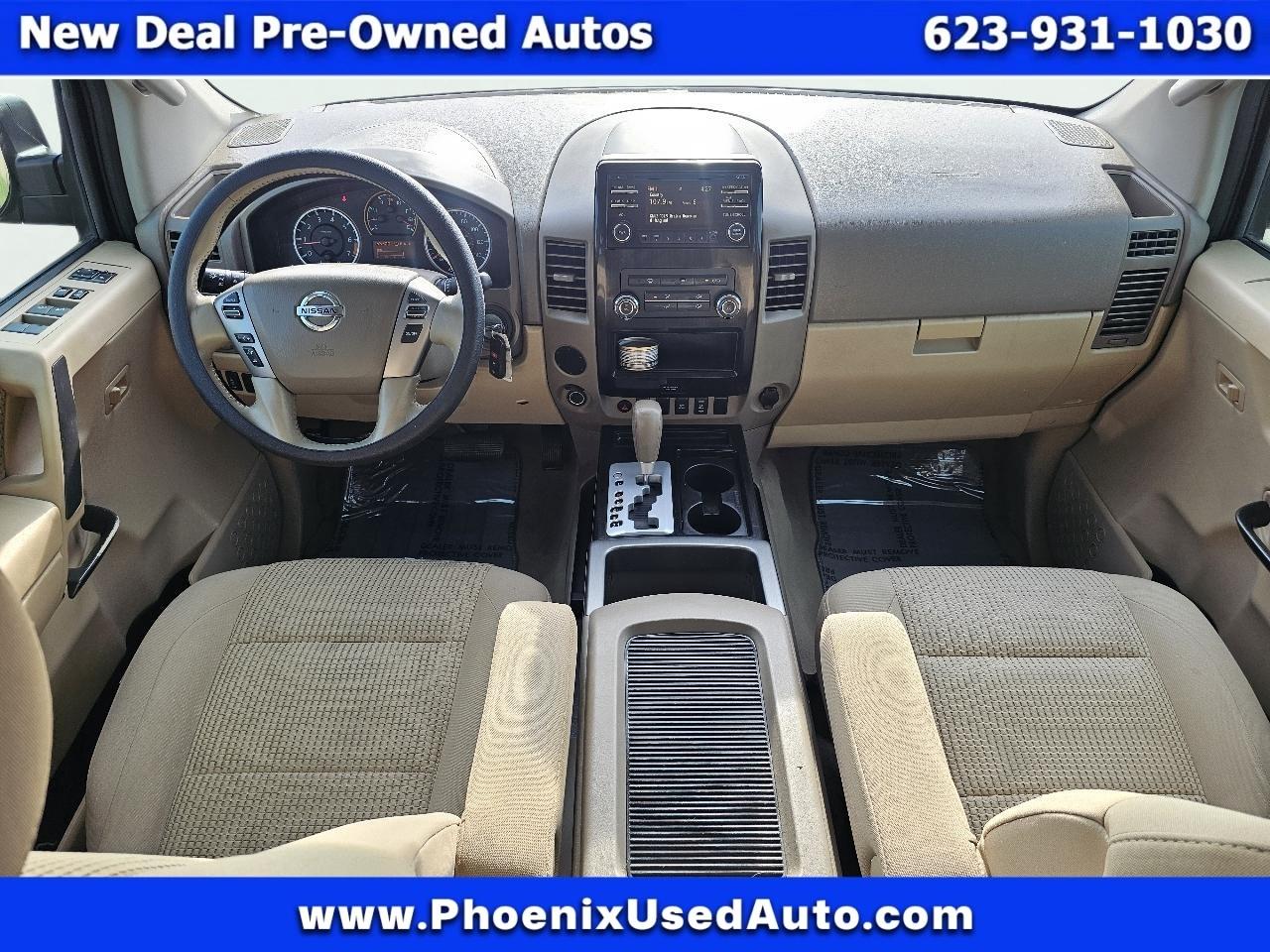 Nissan Titan SV Crew Cab 2WD 2014