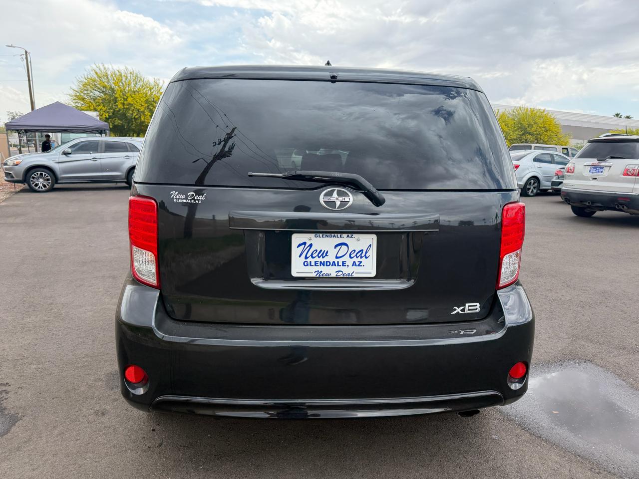 Scion xB 5-Door Wagon 4-Spd AT 2015