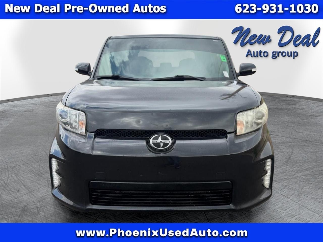 Scion xB 5-Door Wagon 4-Spd AT 2015