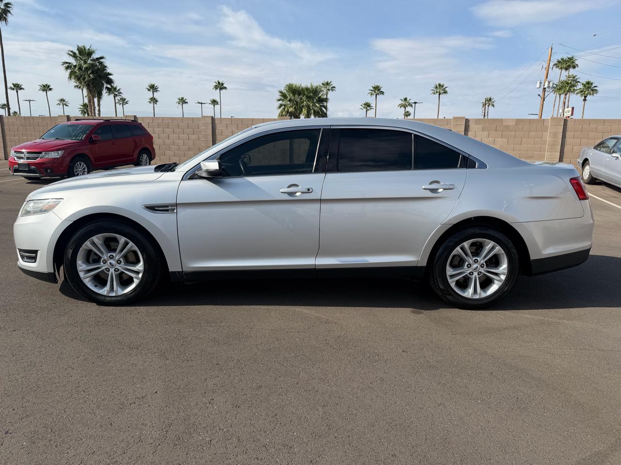 Ford Taurus SEL FWD 2016