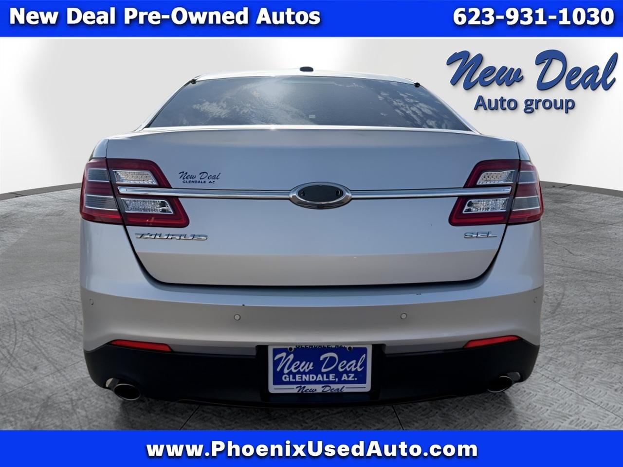 Ford Taurus SEL FWD 2016