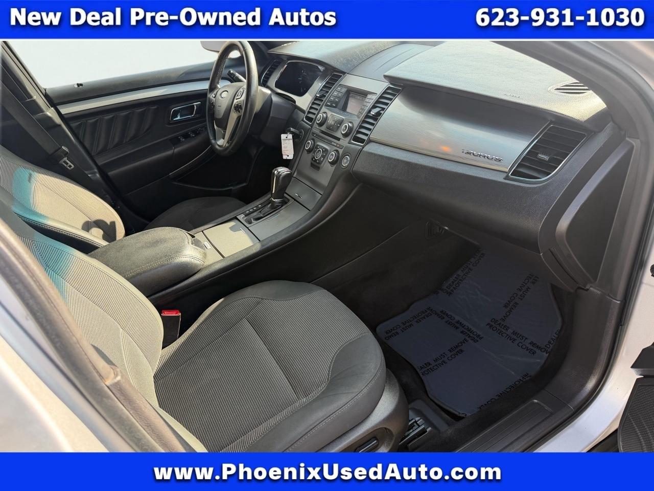 Ford Taurus SEL FWD 2016