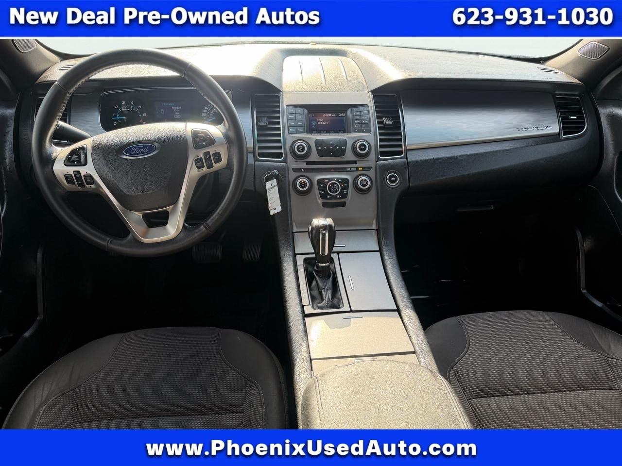 Ford Taurus SEL FWD 2016