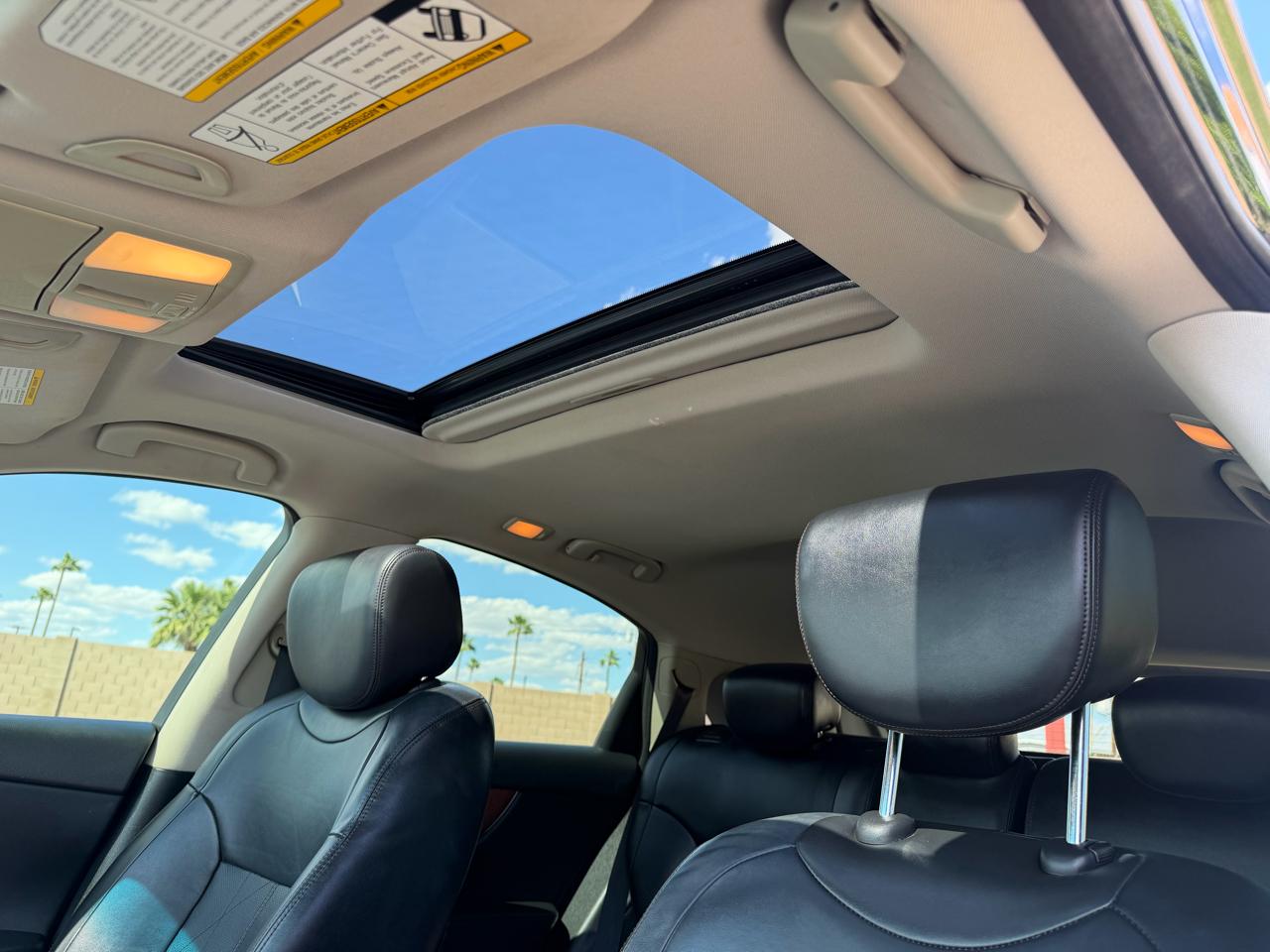 Infiniti QX70 Base 2015