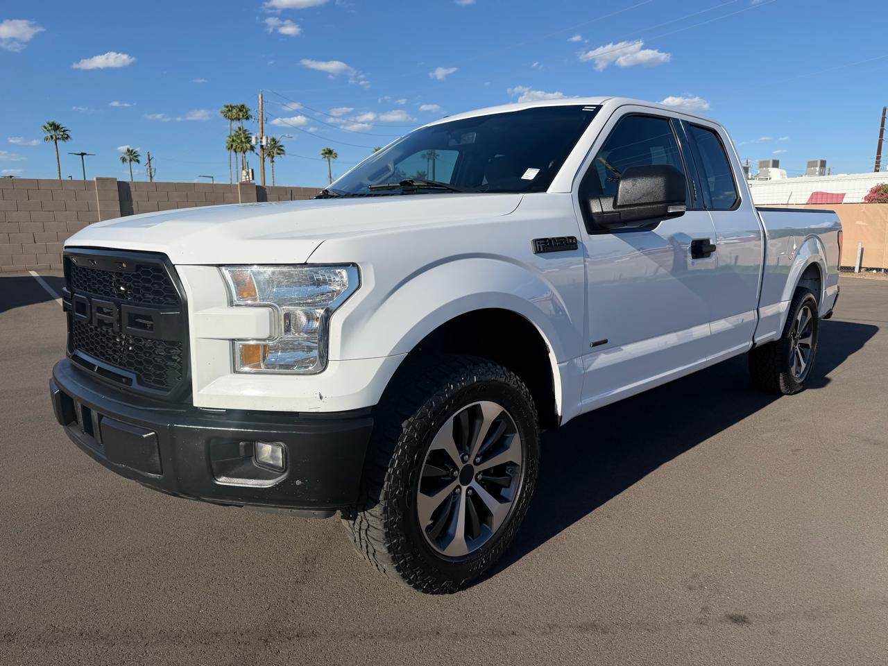Ford F-150 2WD SuperCab 145" XL 2017