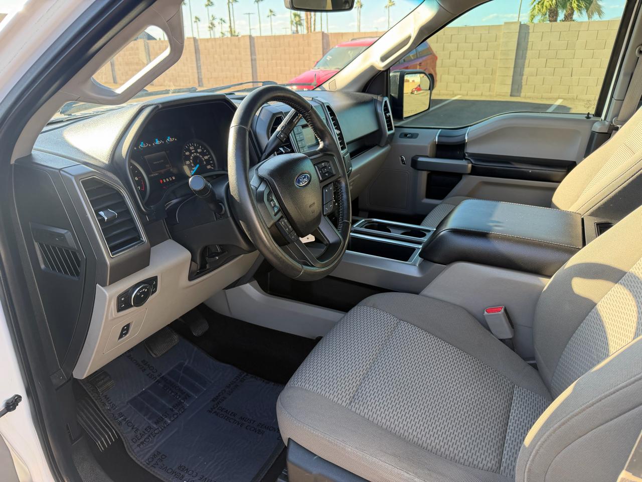 Ford F-150 2WD SuperCab 145" XL 2017