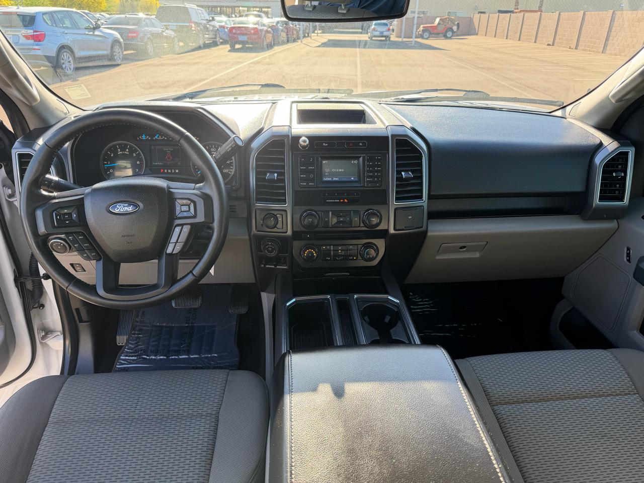 Ford F-150 2WD SuperCab 145" XL 2017