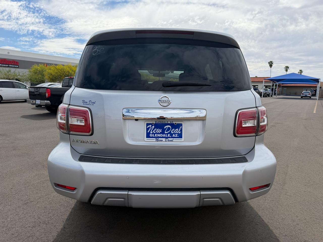 Nissan Armada Platinum 2WD 2017