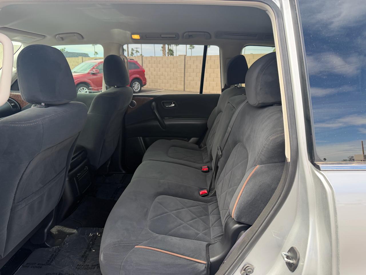 Nissan Armada Platinum 2WD 2017