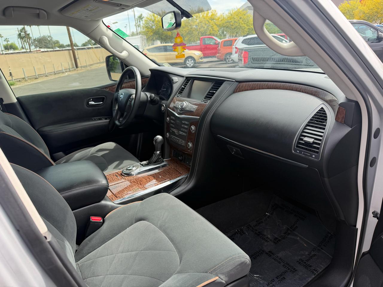 Nissan Armada Platinum 2WD 2017