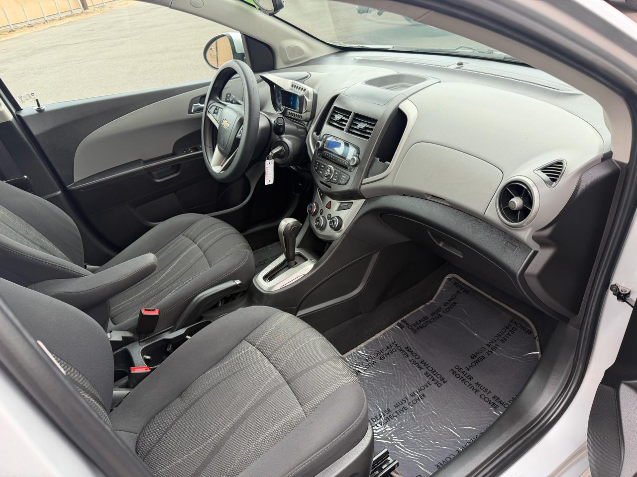 Chevrolet Sonic LT Auto Sedan 2014