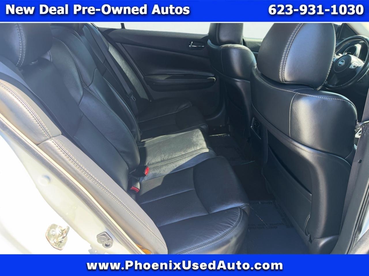 Nissan Maxima SV 2013