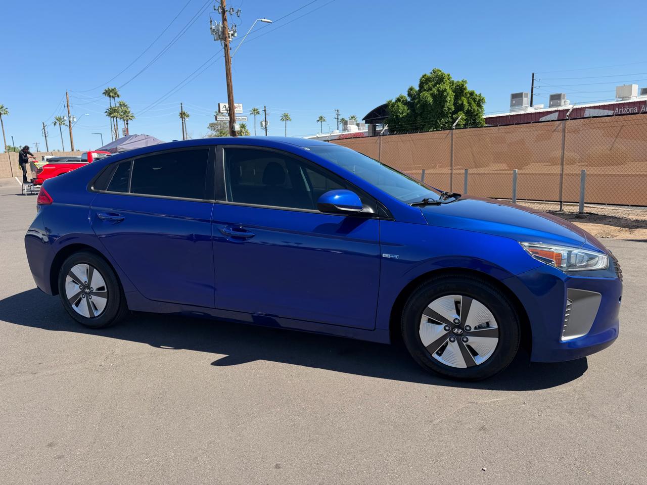 Hyundai Ioniq Hybrid Blue 2019