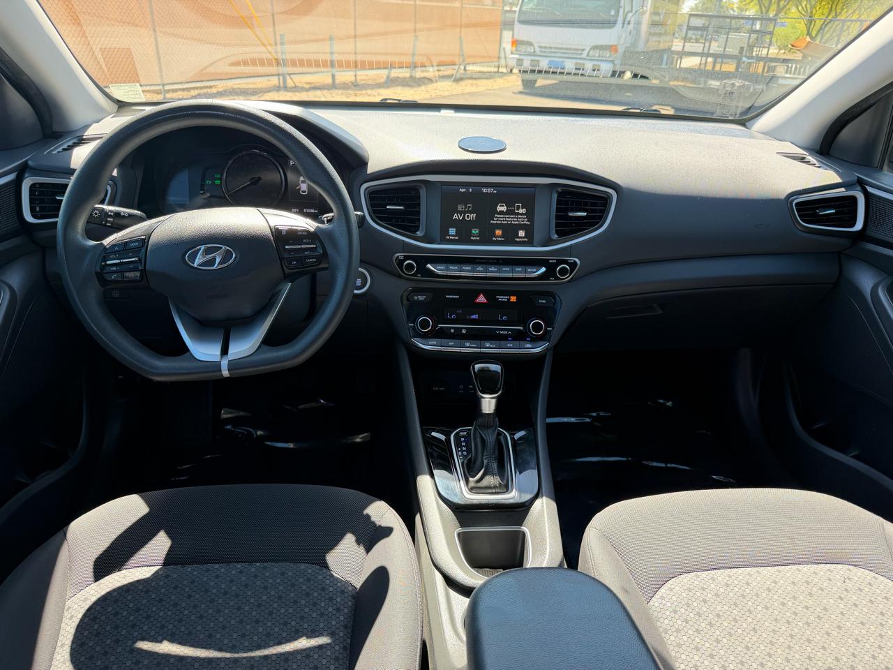 Hyundai Ioniq Hybrid Blue 2019