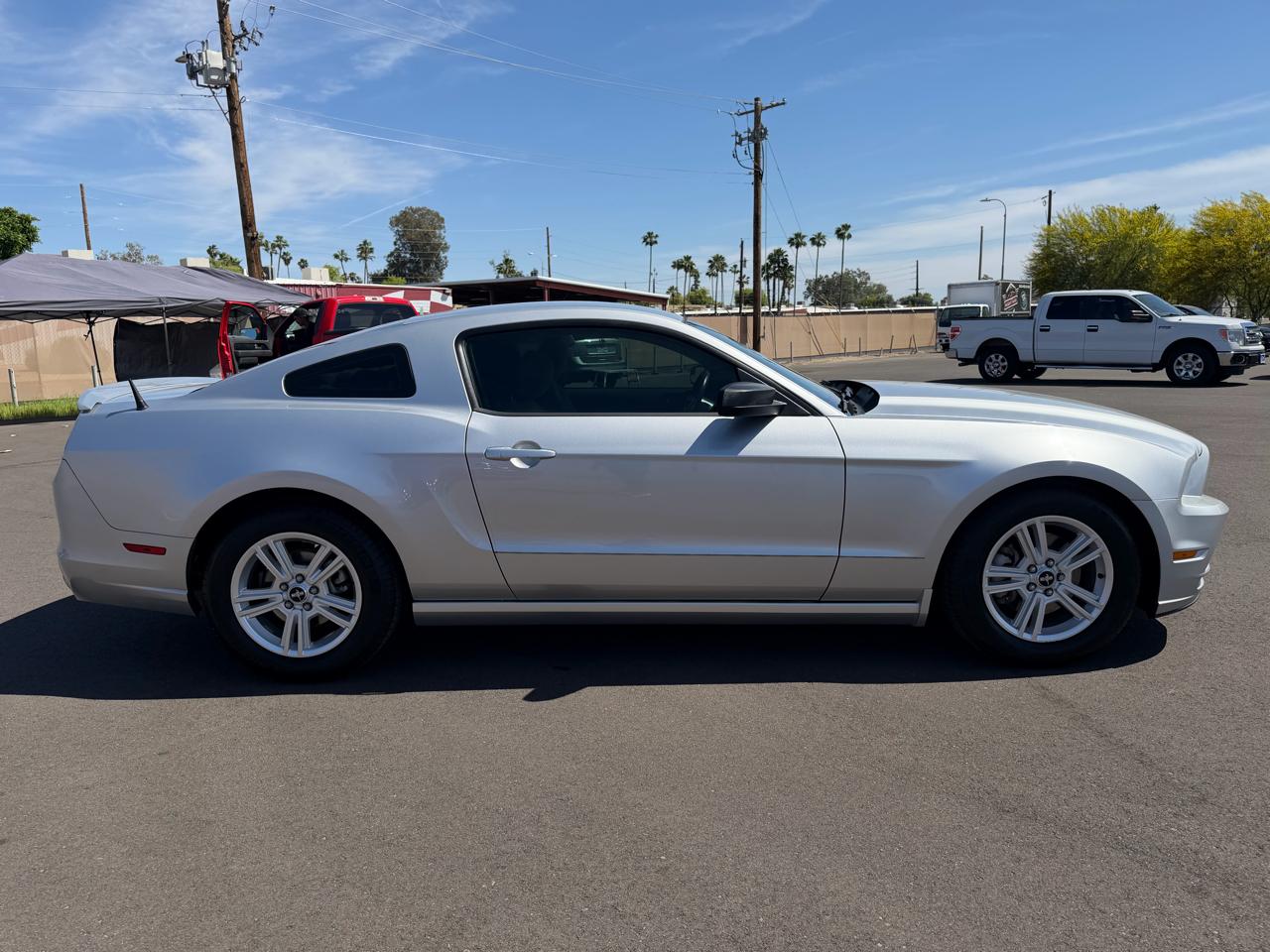 Ford Mustang V6 Coupe 2013