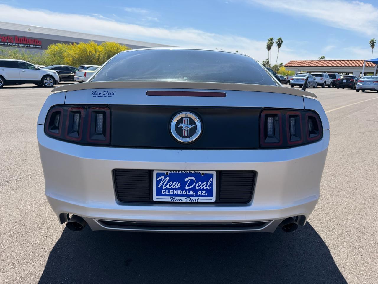 Ford Mustang V6 Coupe 2013