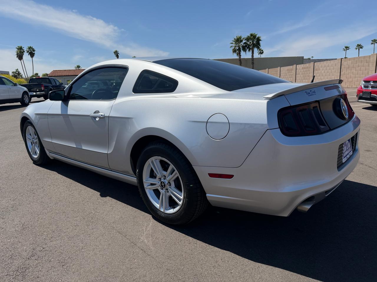 Ford Mustang V6 Coupe 2013