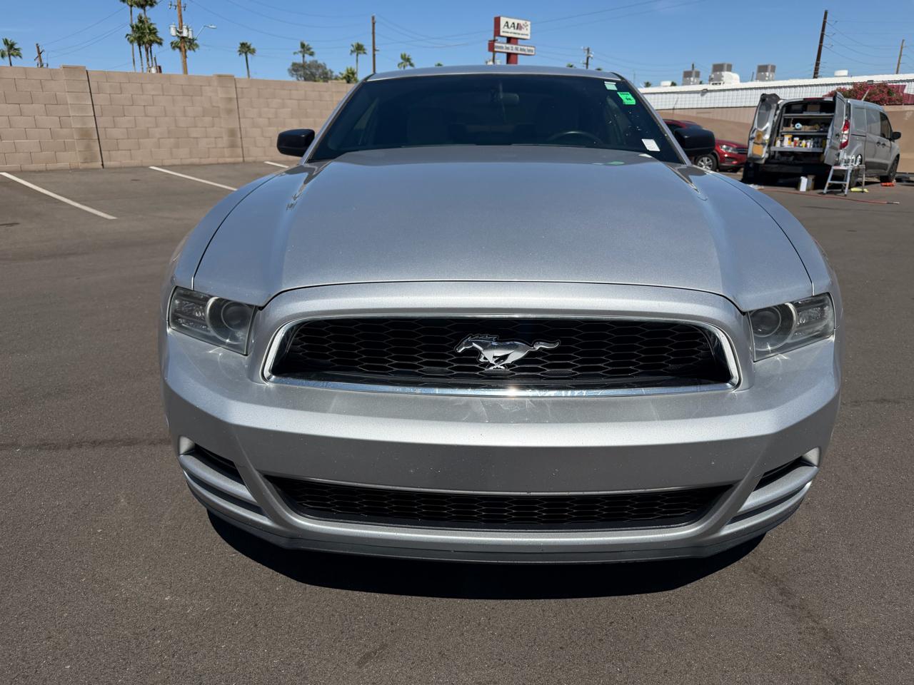 Ford Mustang V6 Coupe 2013
