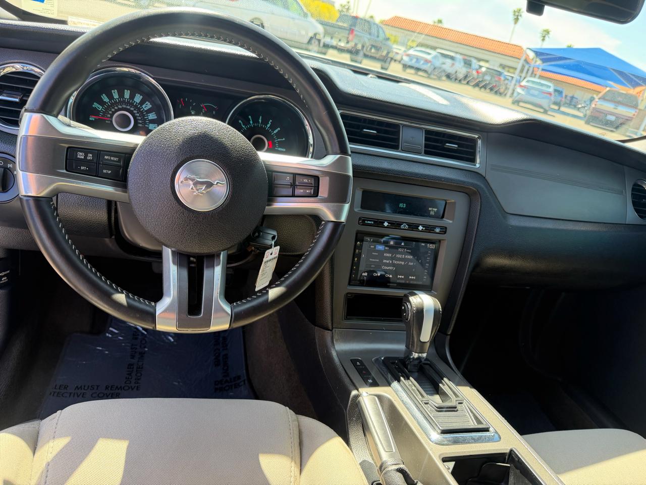 Ford Mustang V6 Coupe 2013