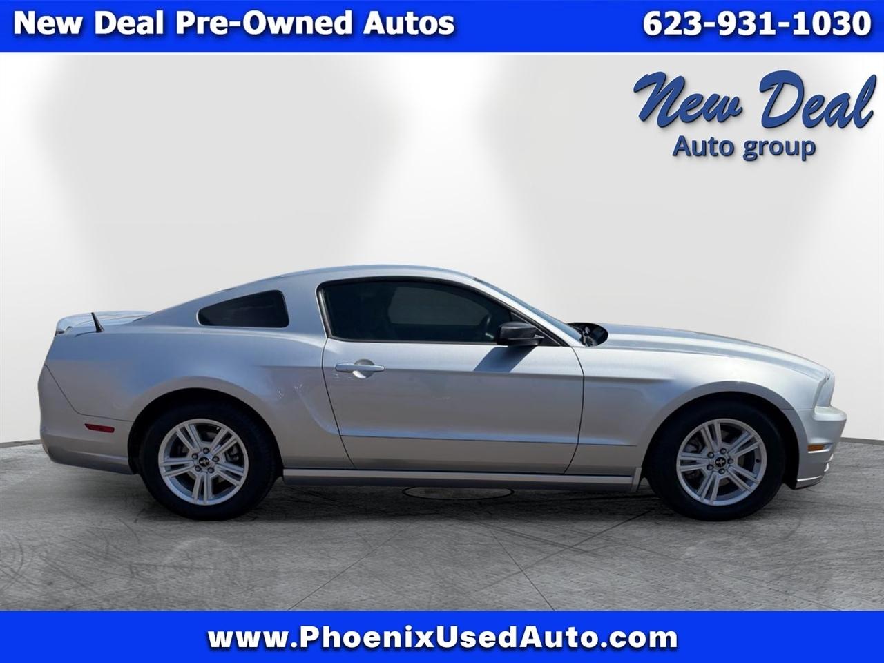 Ford Mustang V6 Coupe 2013