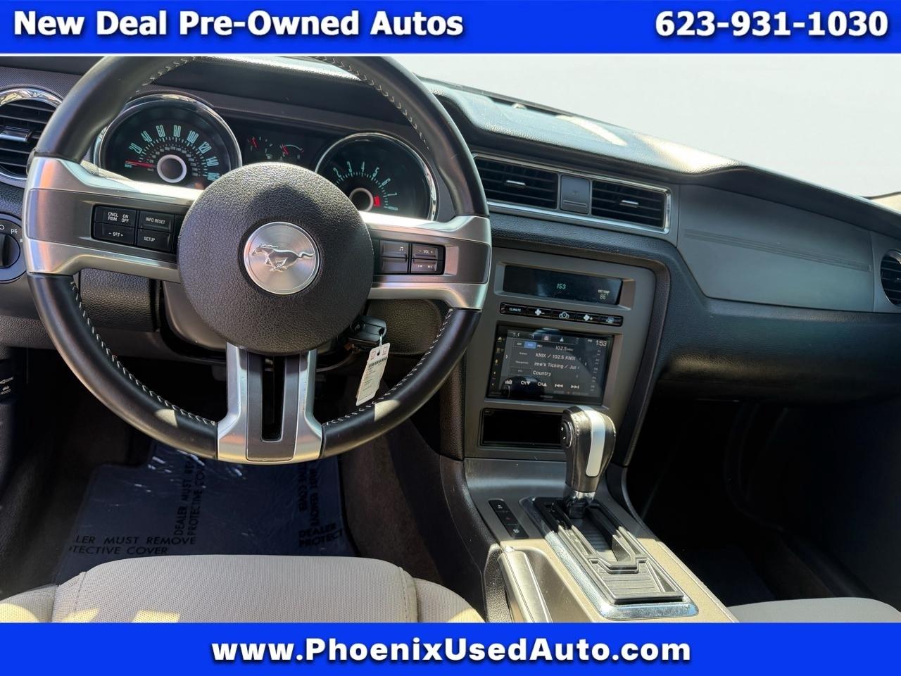 Ford Mustang V6 Coupe 2013