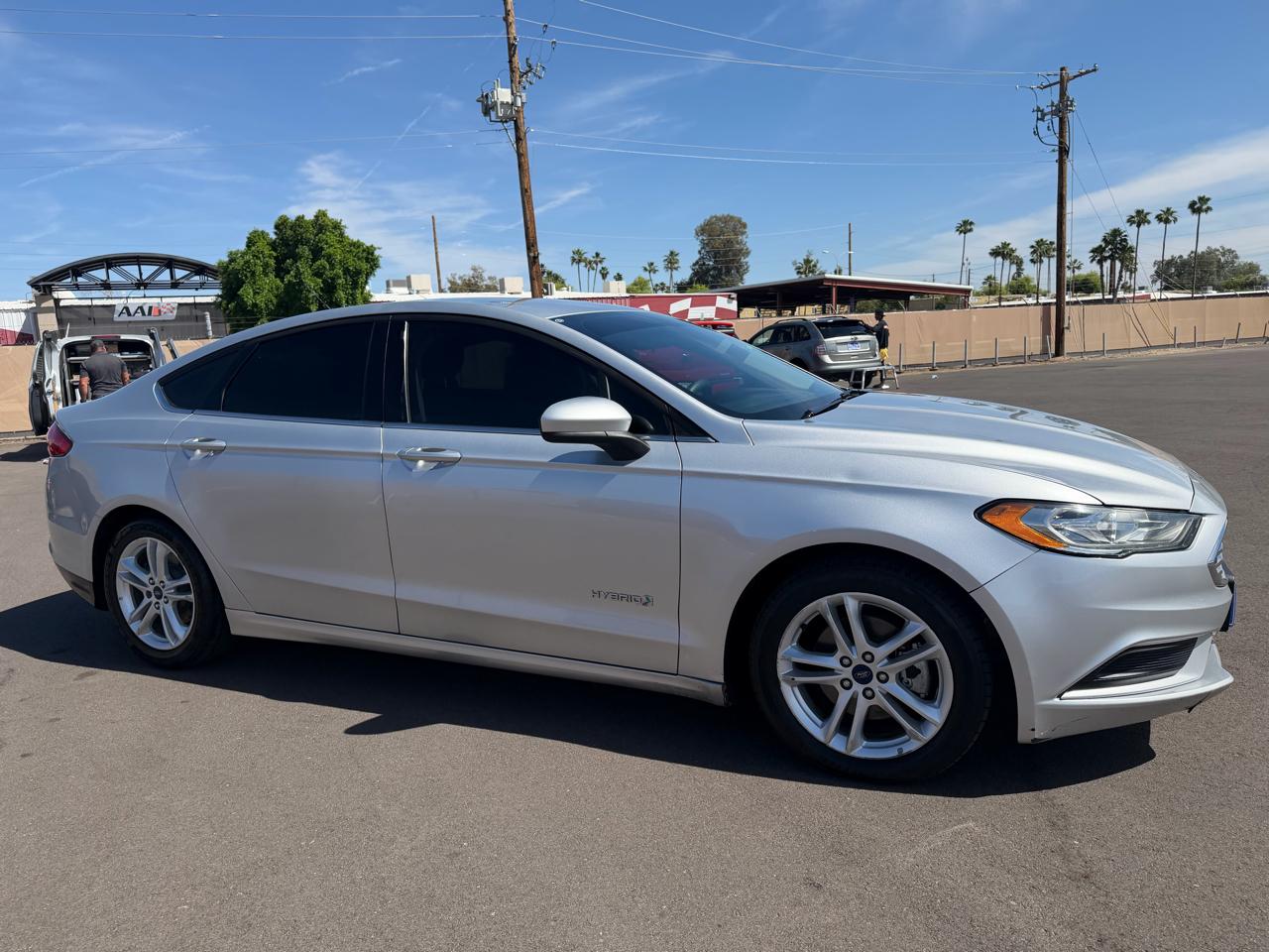 Ford Fusion Hybrid SE 2018