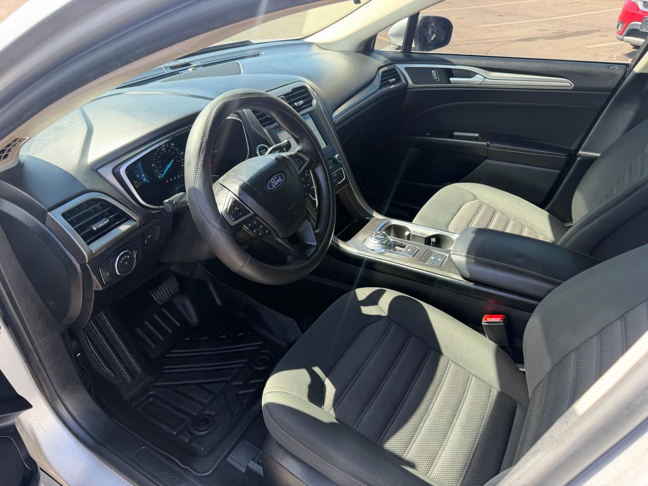 Ford Fusion Hybrid SE 2018