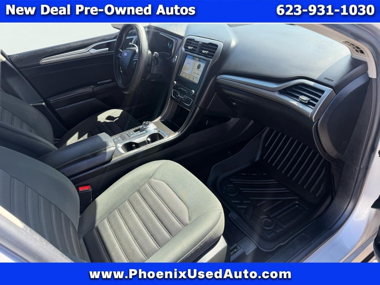 Ford Fusion Hybrid SE 2018