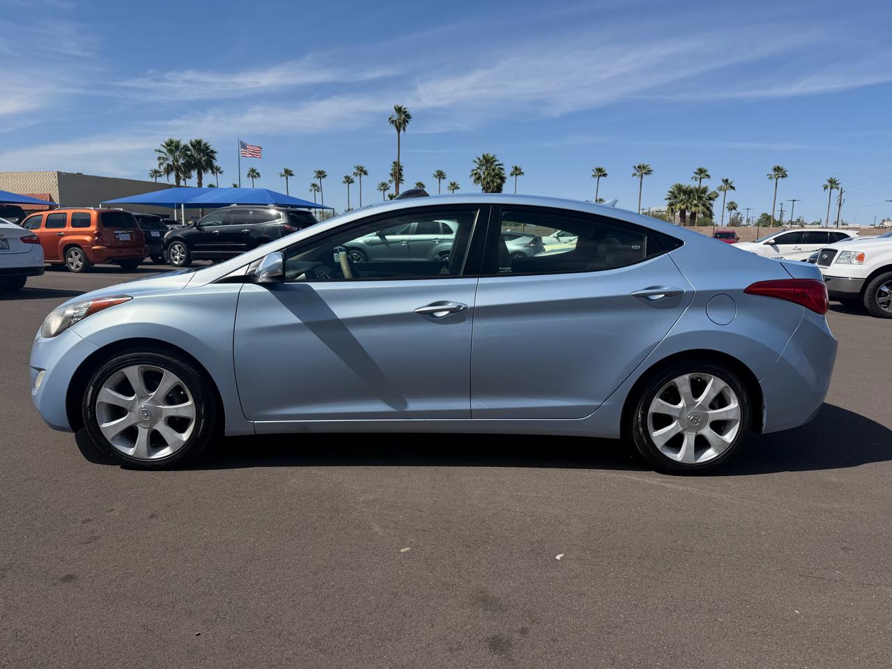 Hyundai Elantra Limited 2012