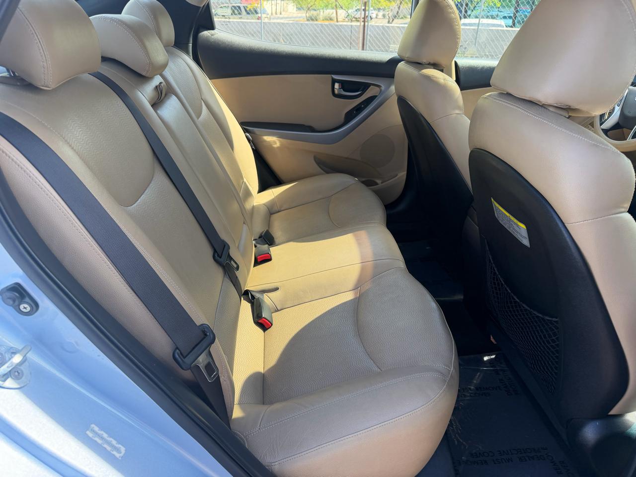 Hyundai Elantra Limited 2012