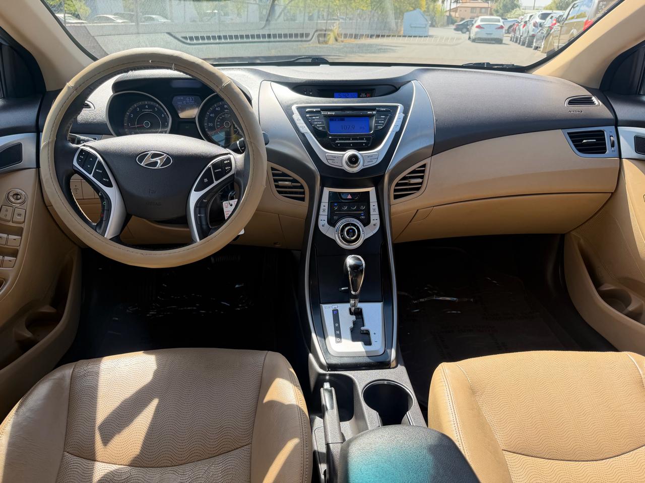 Hyundai Elantra Limited 2012