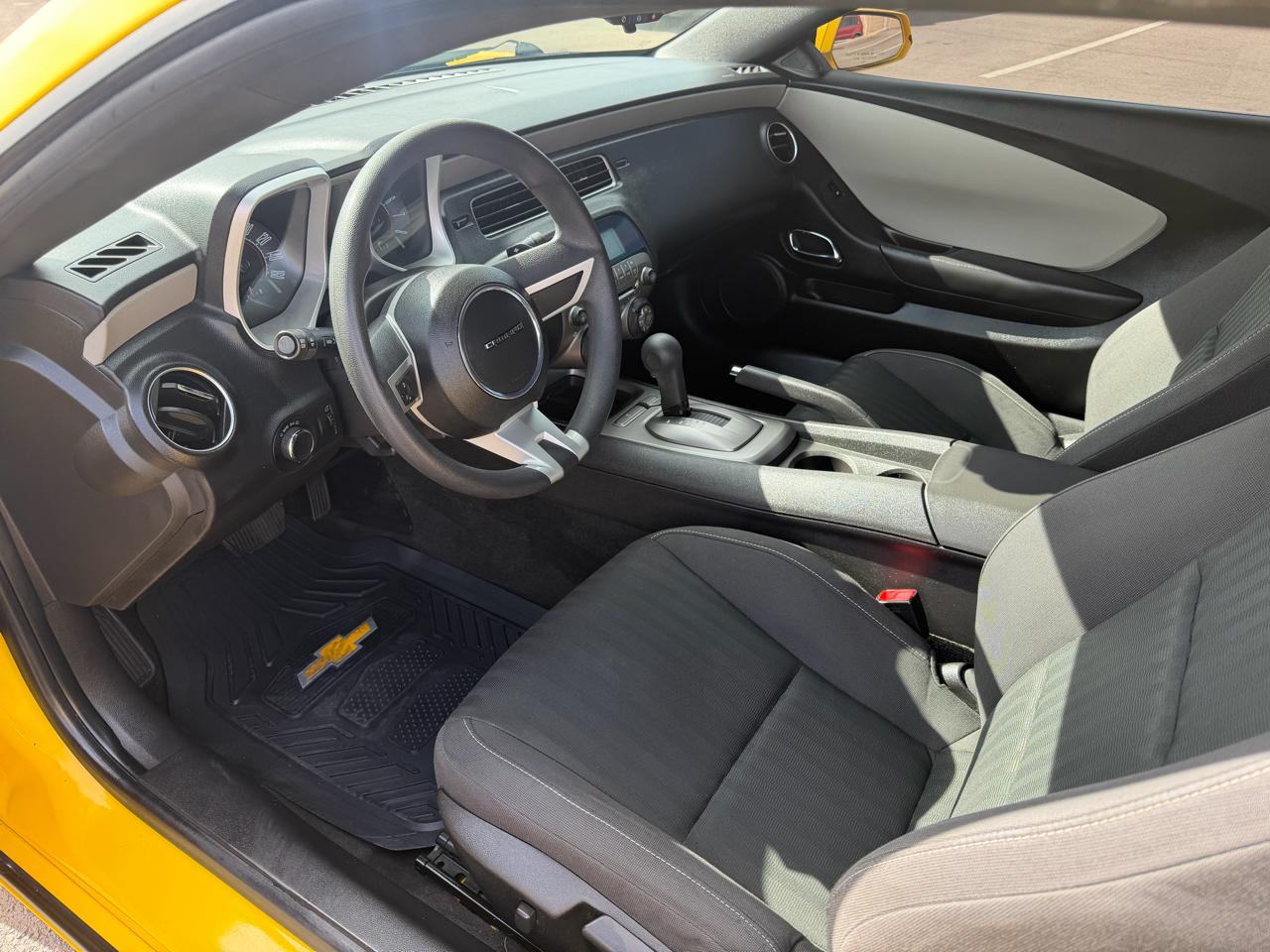 Chevrolet Camaro LS Coupe 2010