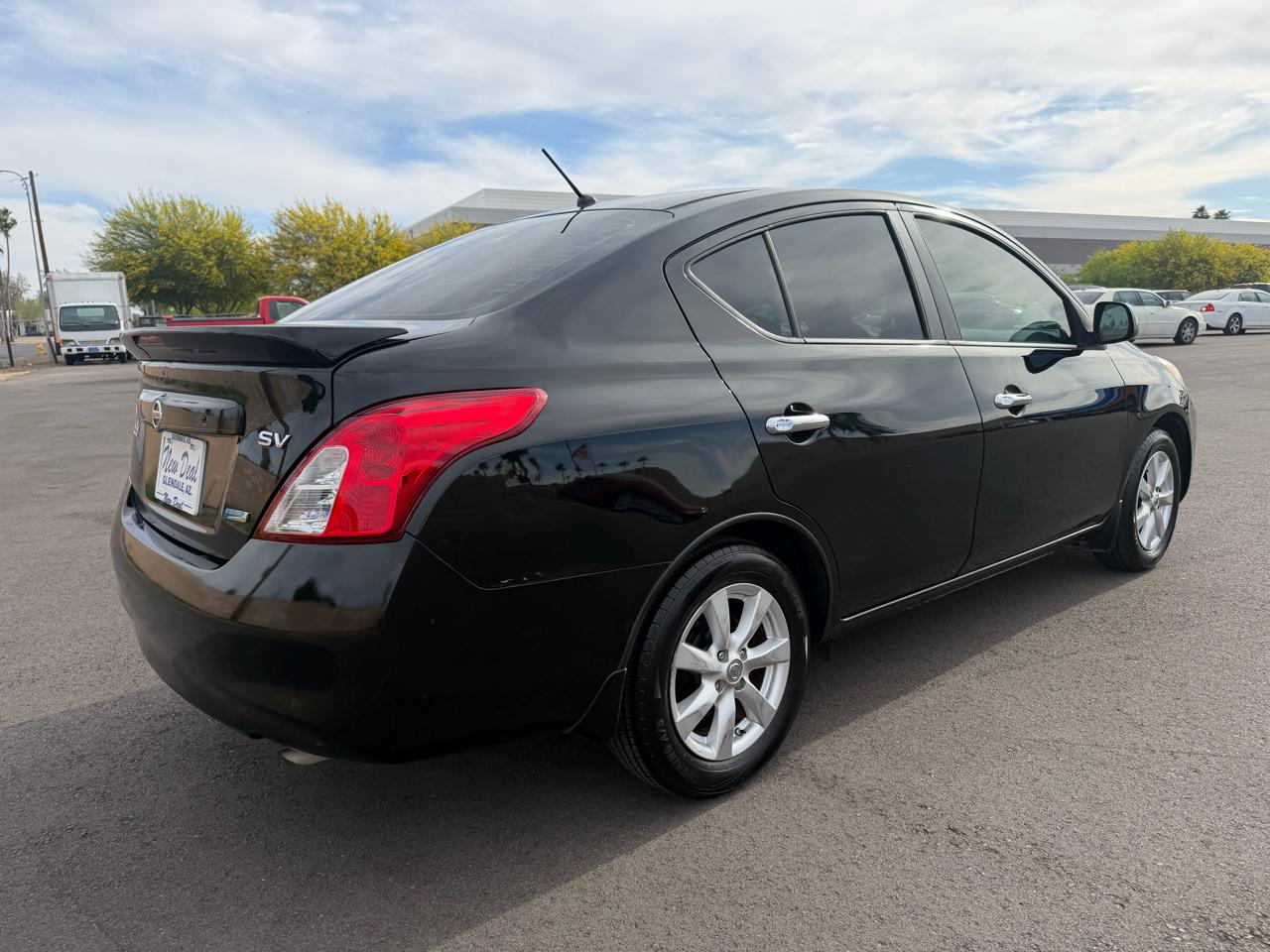 Nissan Versa 1.6 S Plus 2014