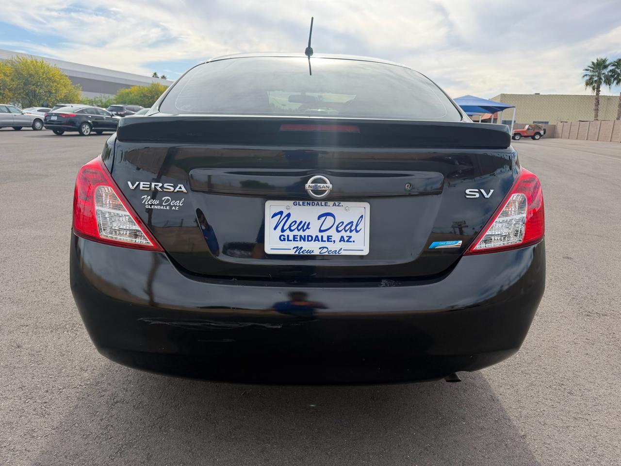 Nissan Versa 1.6 S Plus 2014