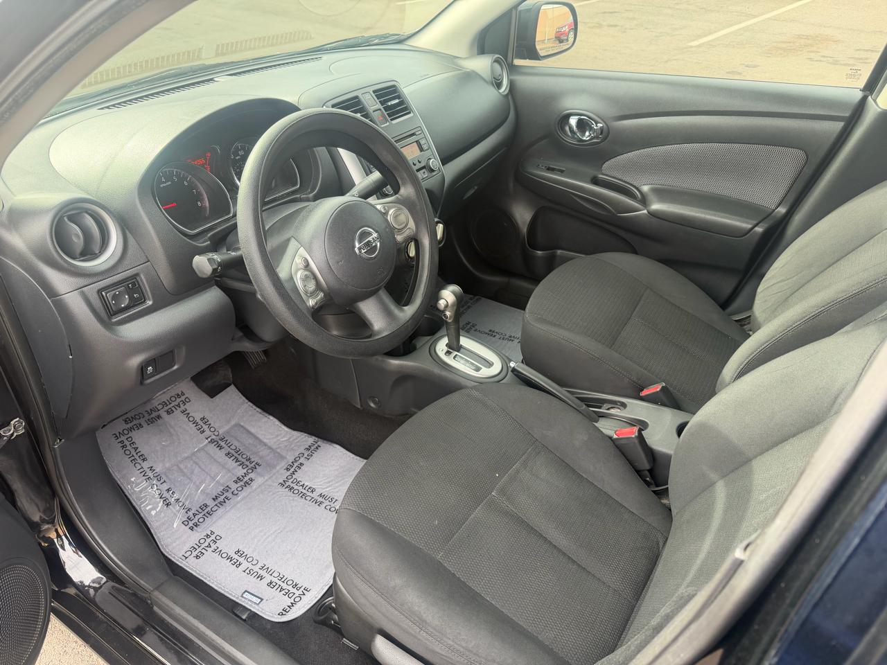 Nissan Versa 1.6 S Plus 2014