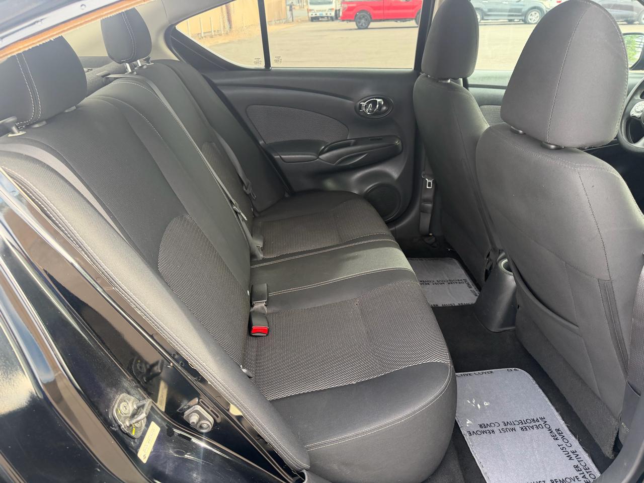 Nissan Versa 1.6 S Plus 2014