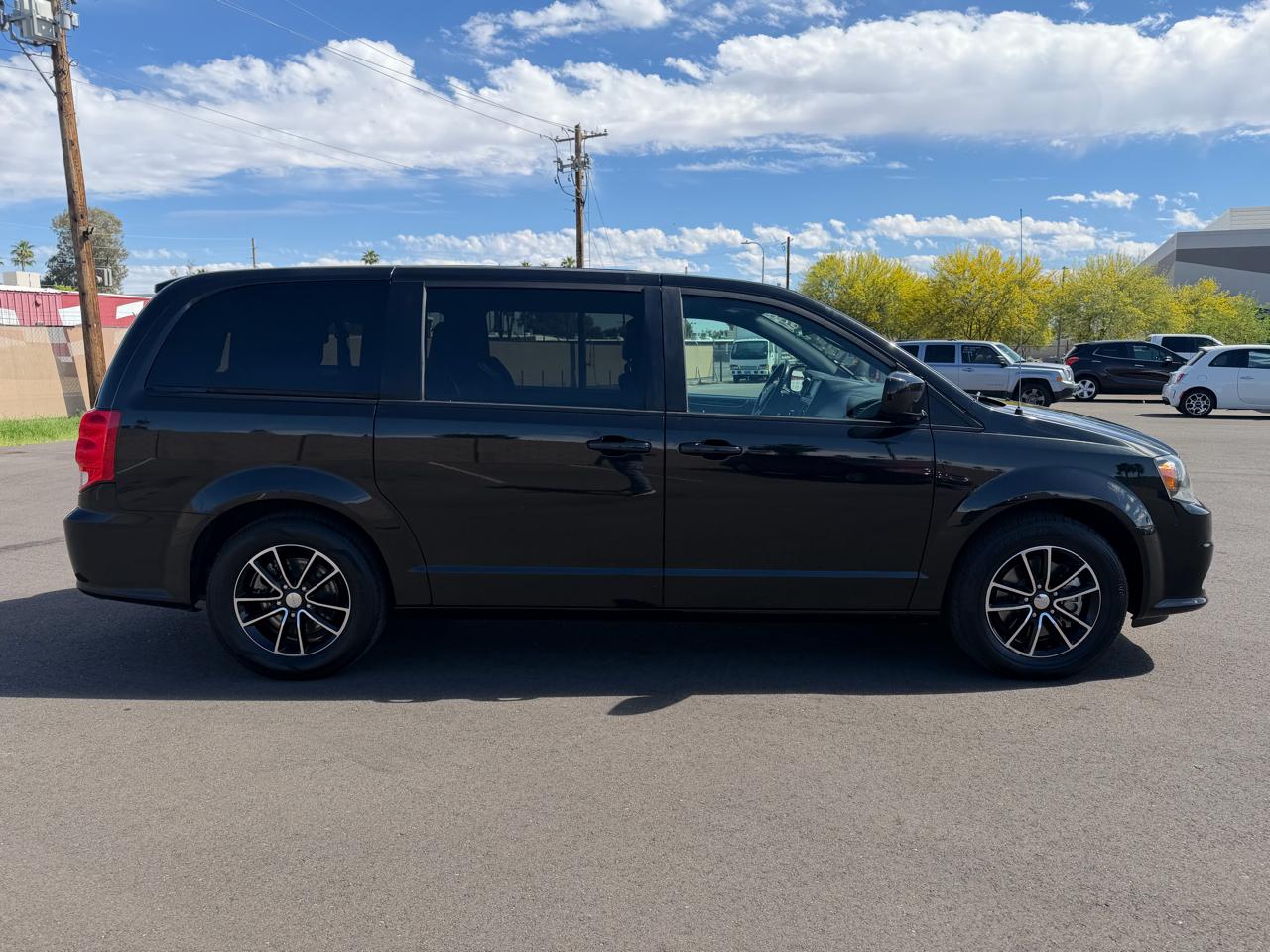 Dodge Grand Caravan SE 2018