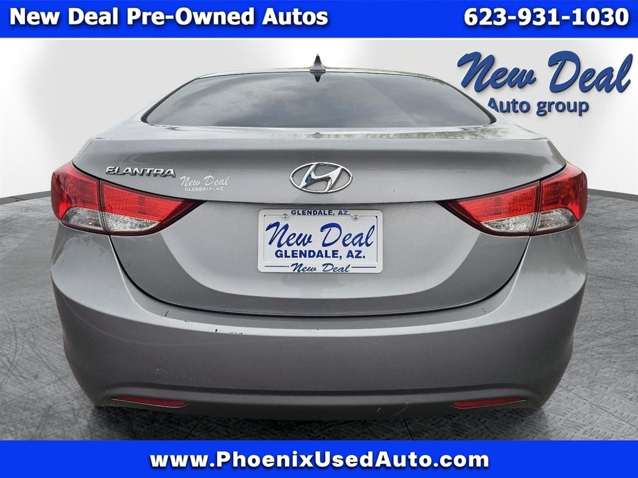 Hyundai Elantra Limited 2012