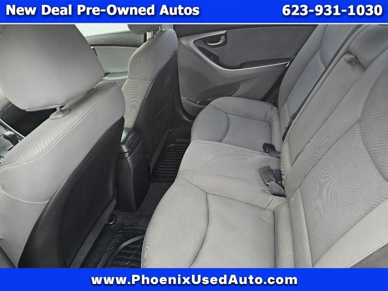 Hyundai Elantra Limited 2012