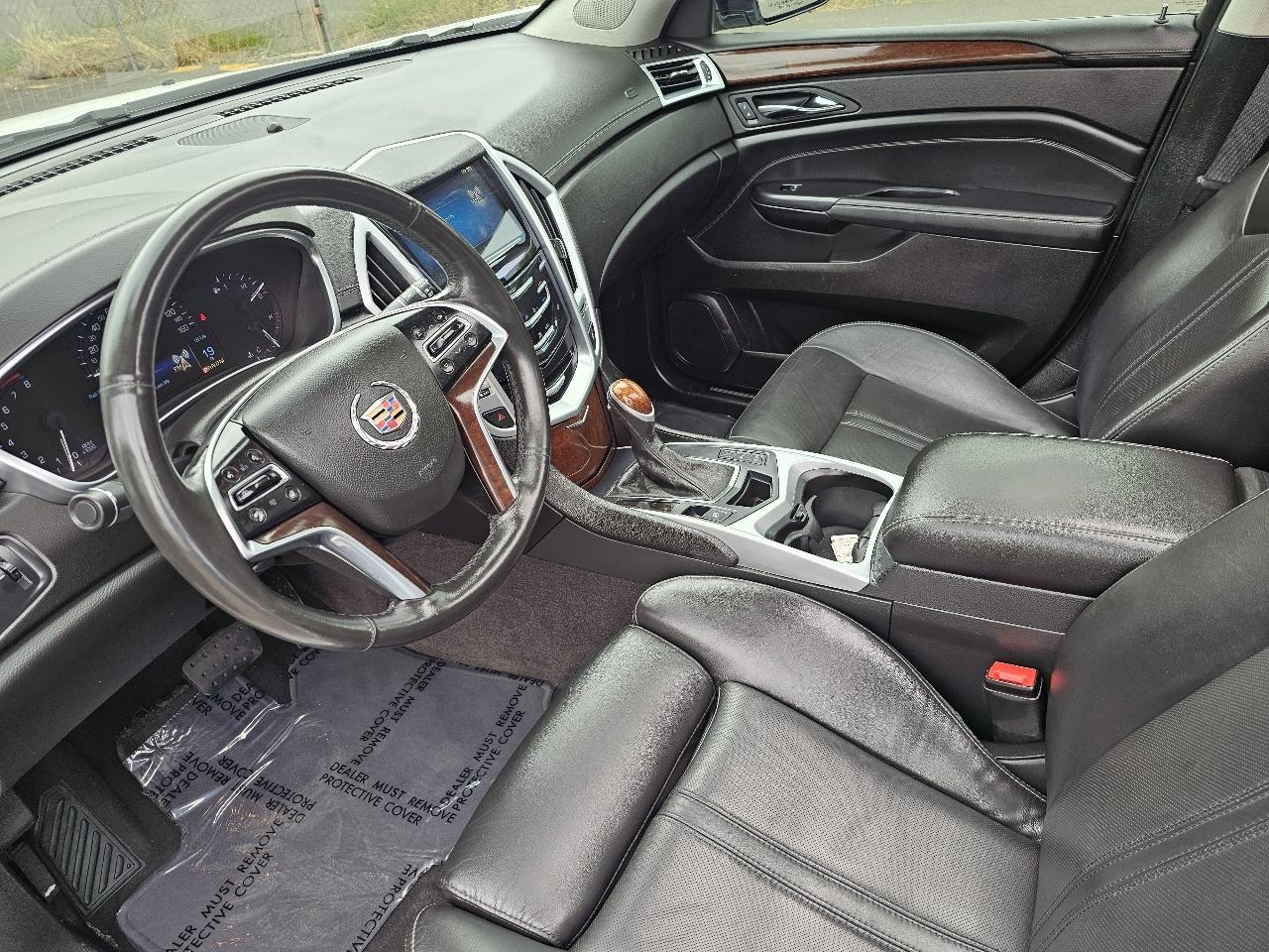 Cadillac SRX Luxury Collection FWD 2016