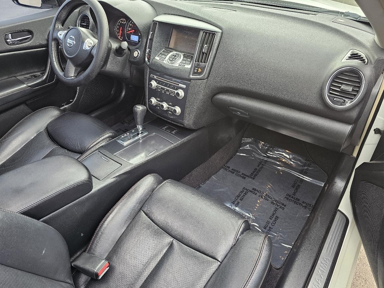 Nissan Maxima SV 2014