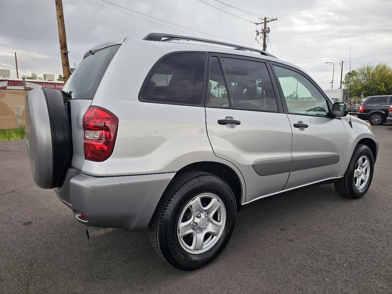 Toyota RAV4 2WD 2004