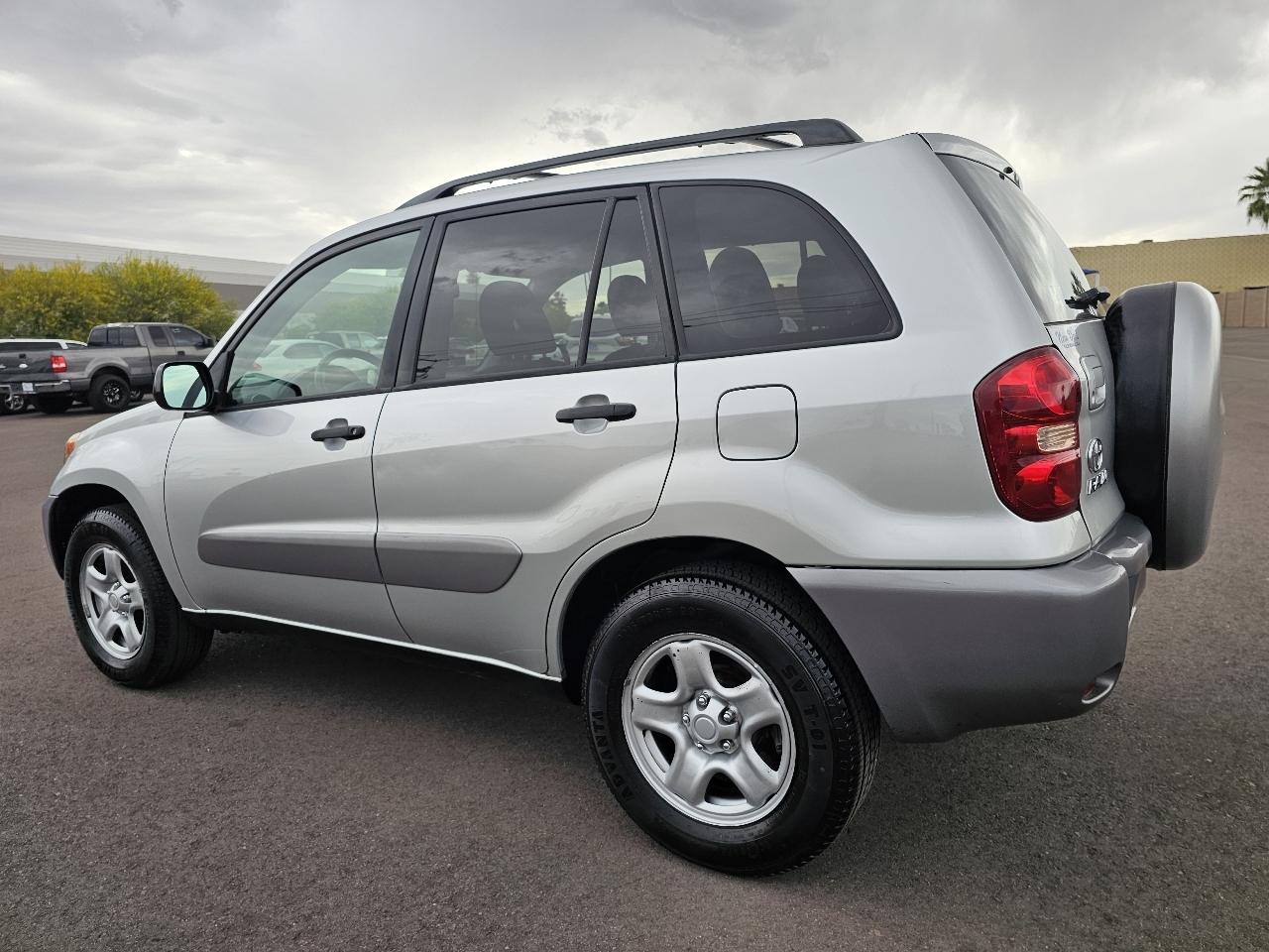 Toyota RAV4 2WD 2004