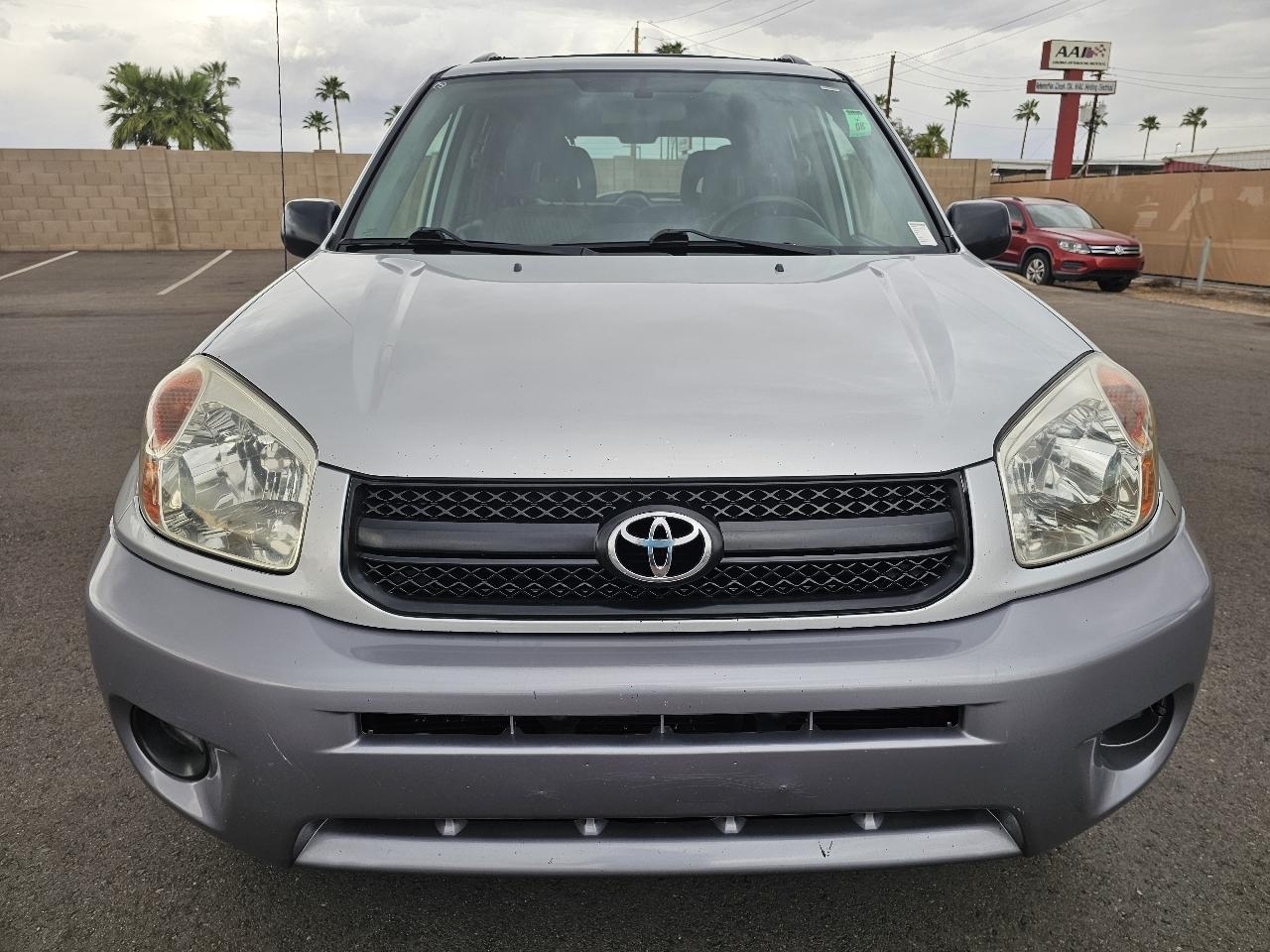 Toyota RAV4 2WD 2004