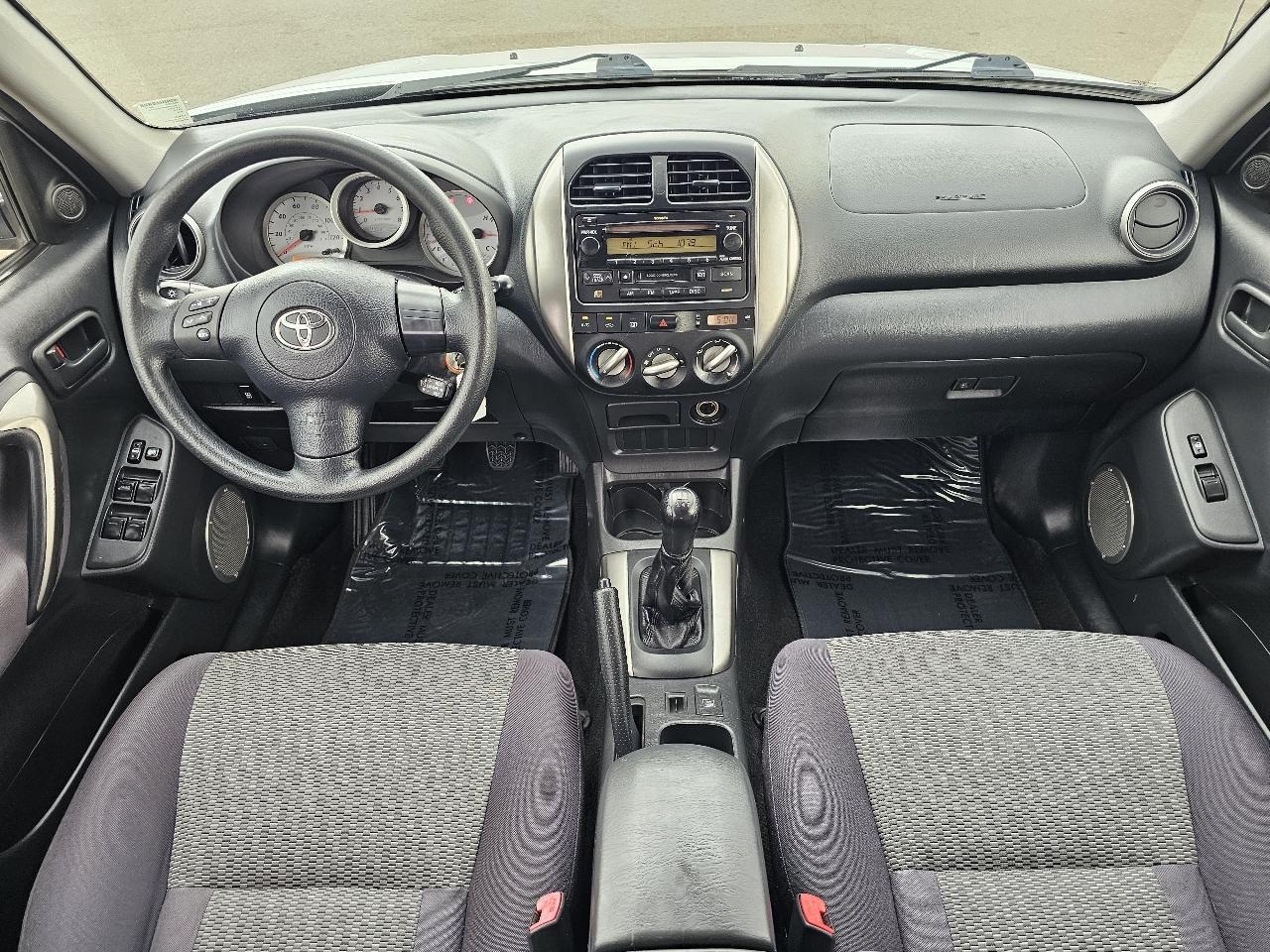 Toyota RAV4 2WD 2004