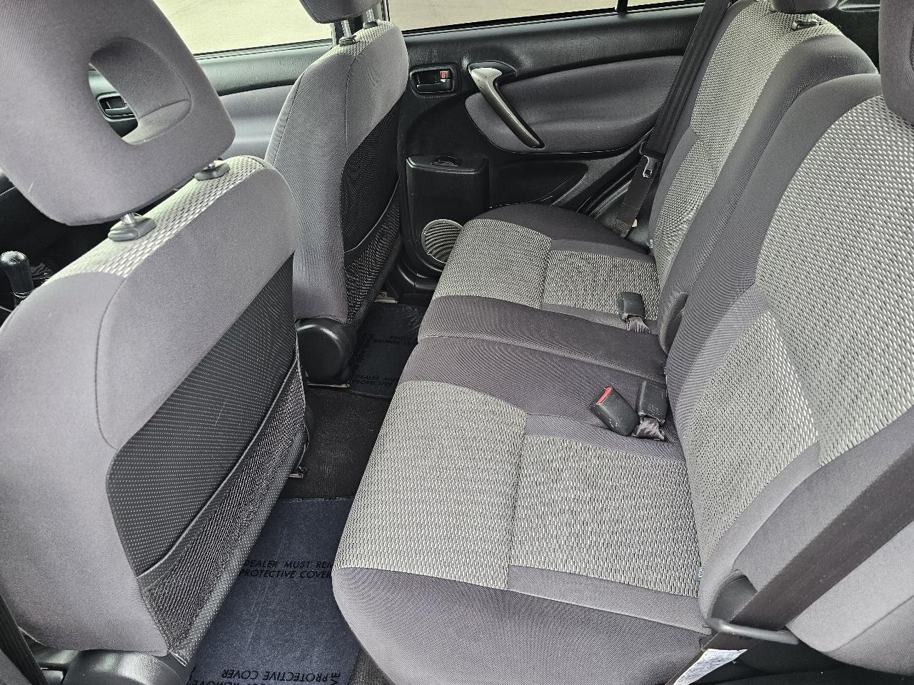 Toyota RAV4 2WD 2004