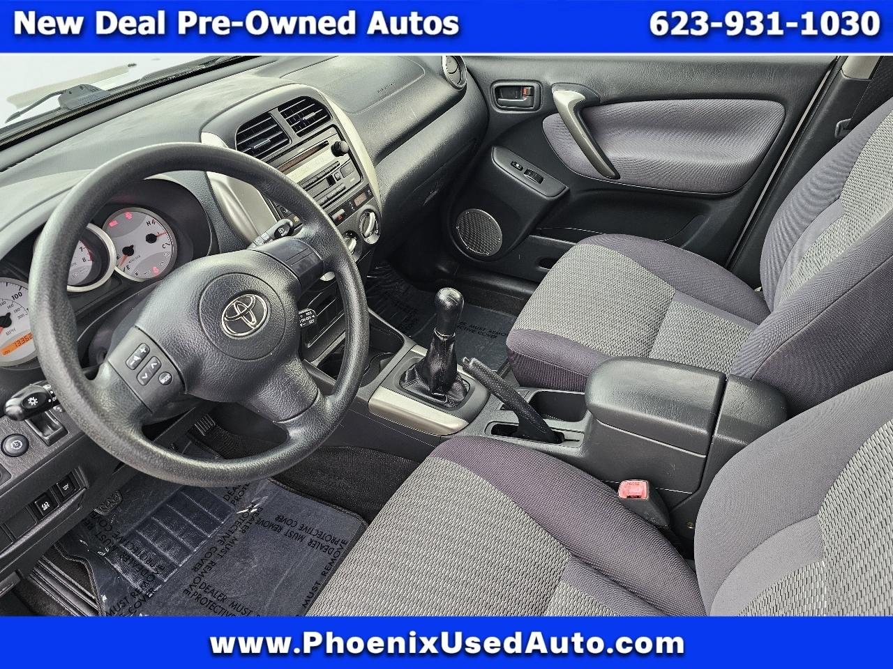 Toyota RAV4 2WD 2004